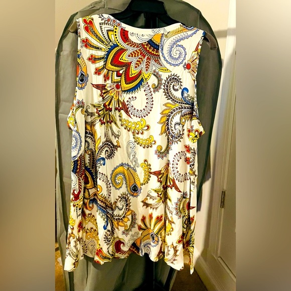 Tops - Colorful Paisley Print Sleeveless Long Top or Mini Dress size 3X NWT